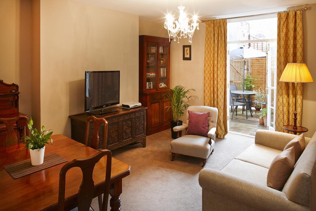 The Bradley Hotel Cheltenham Buitenkant foto