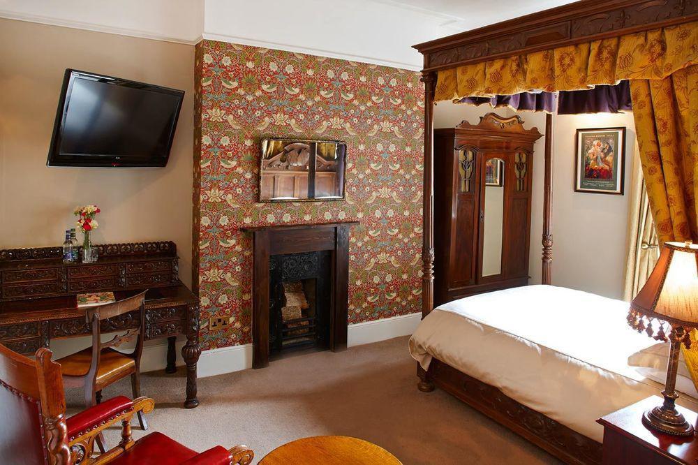 The Bradley Hotel Cheltenham Buitenkant foto