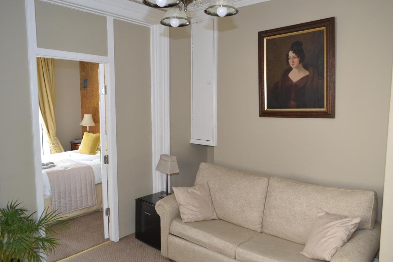 The Bradley Hotel Cheltenham Buitenkant foto